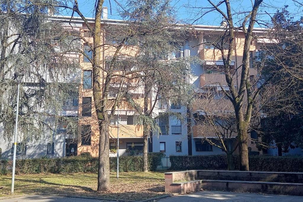 Spilamberto 6B - 12Mins From San Donato M3 Station San Donato Milanese Exterior foto