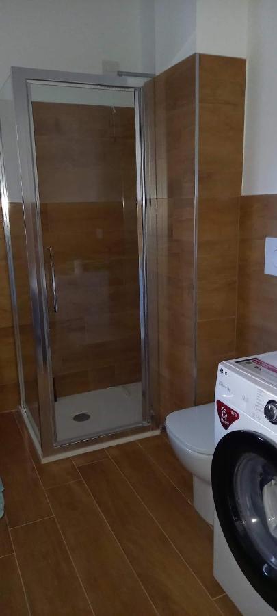 Spilamberto 6B - 12Mins From San Donato M3 Station San Donato Milanese Exterior foto
